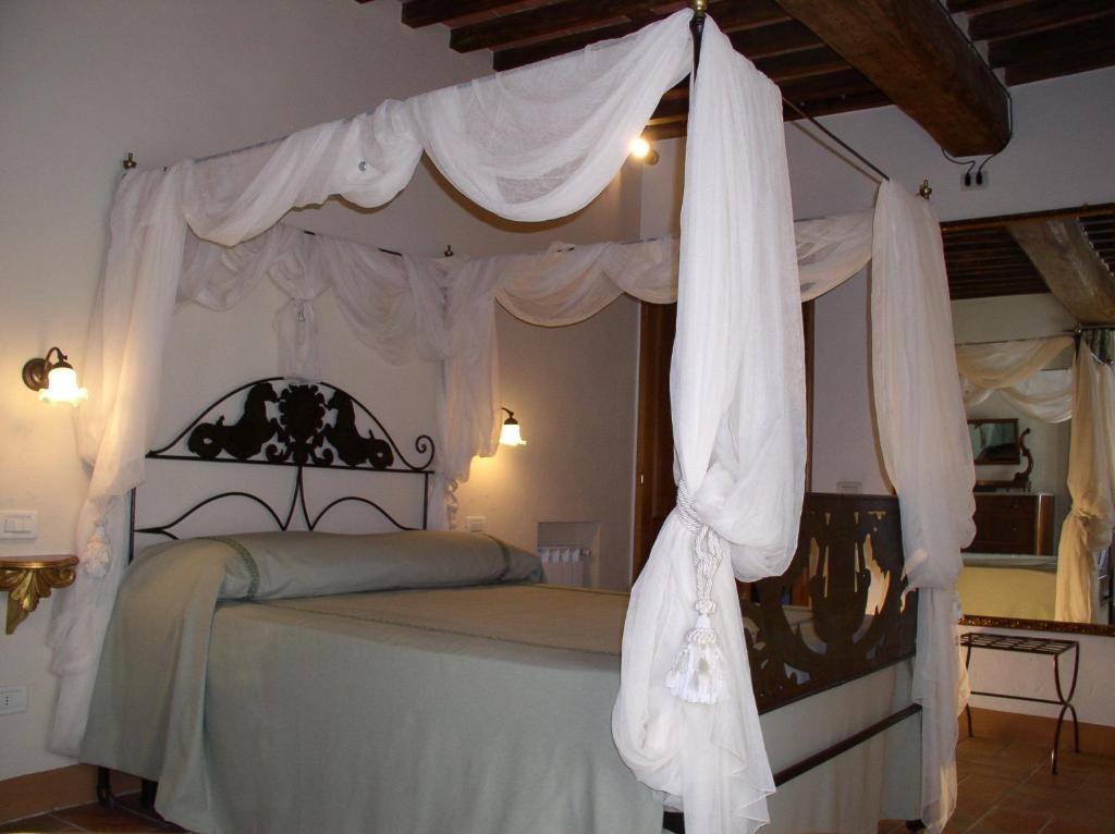 L'Arcadia Guest House Pietrasanta Phòng bức ảnh