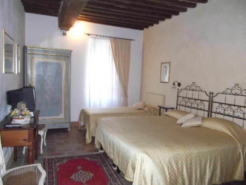 L'Arcadia Guest House Pietrasanta Phòng bức ảnh