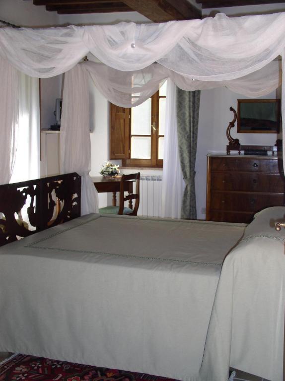 L'Arcadia Guest House Pietrasanta Phòng bức ảnh