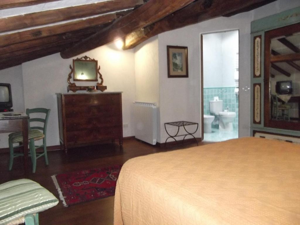 L'Arcadia Guest House Pietrasanta Phòng bức ảnh
